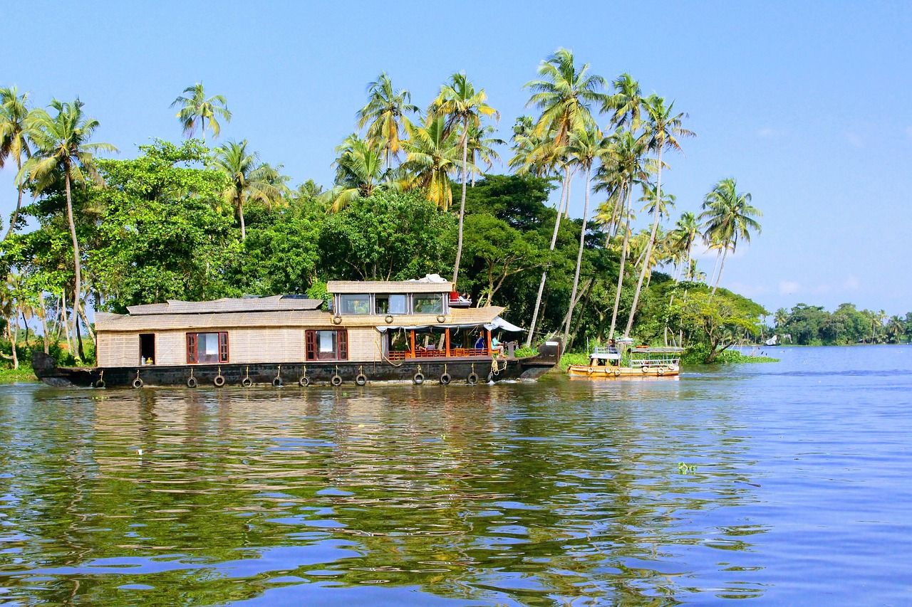 Kerala houseboat 