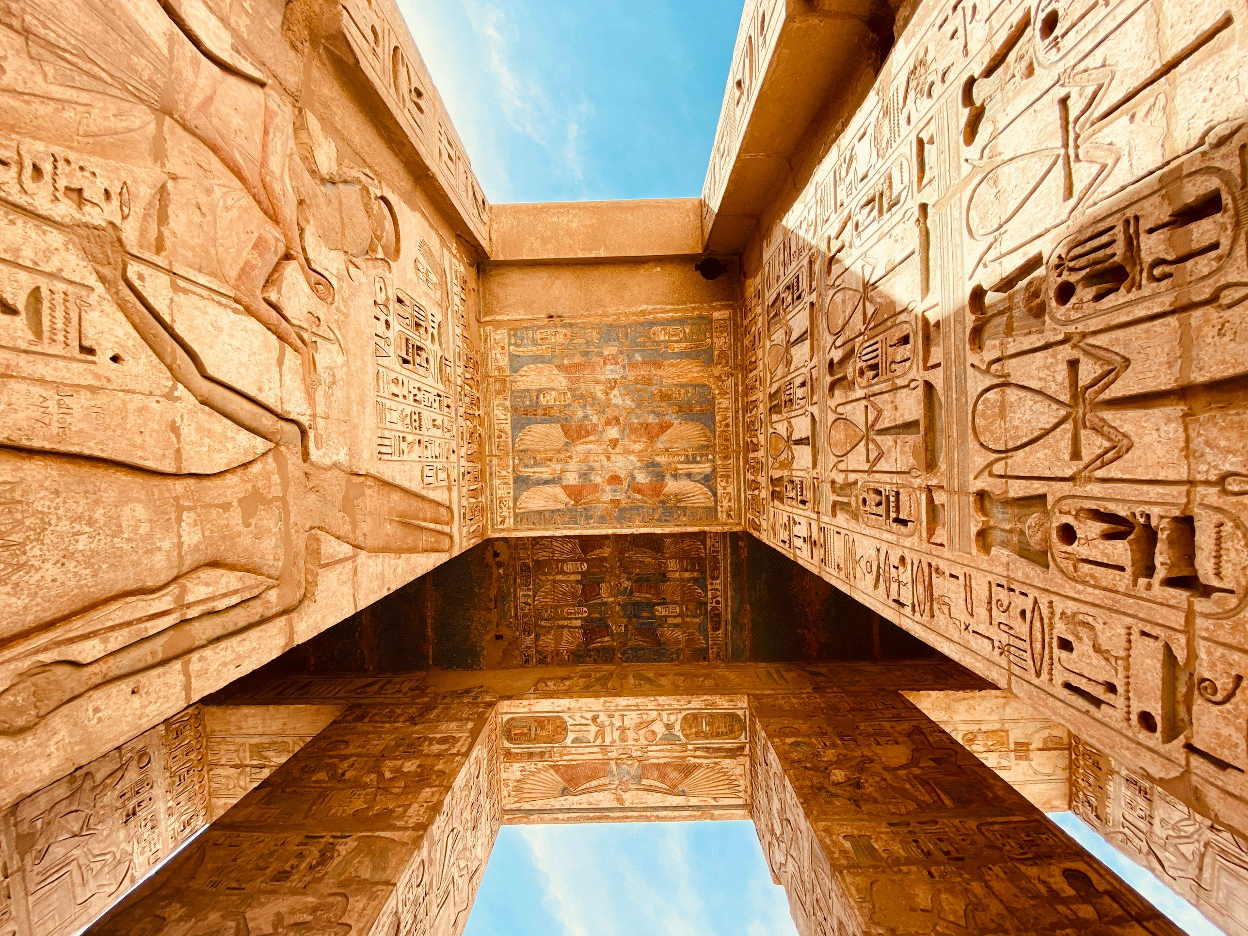 Luxor tombs 